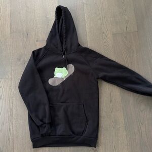 Men’s Size S graphic print skating frog hoodie